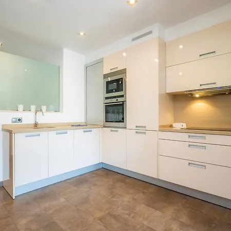 Apartamento Bergantin 7 *